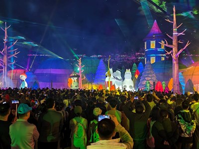 2026中台灣燈會主燈秀吸引大批民眾觀賞