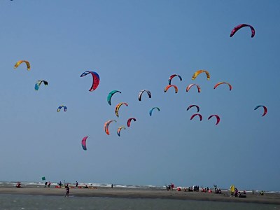 體驗風箏衝浪