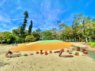 大甲鐵砧山雕塑公園真好玩