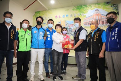 慰勉經發局值勤受傷同仁 盧市長 感謝嚴正執法並譴責暴力