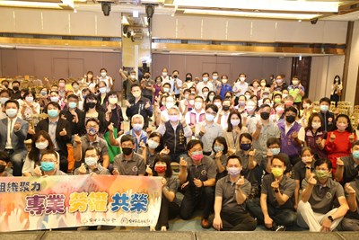 台中市教師職業工會及台中市教師會新卸任理事長交接暨理監事授證典禮 大合影